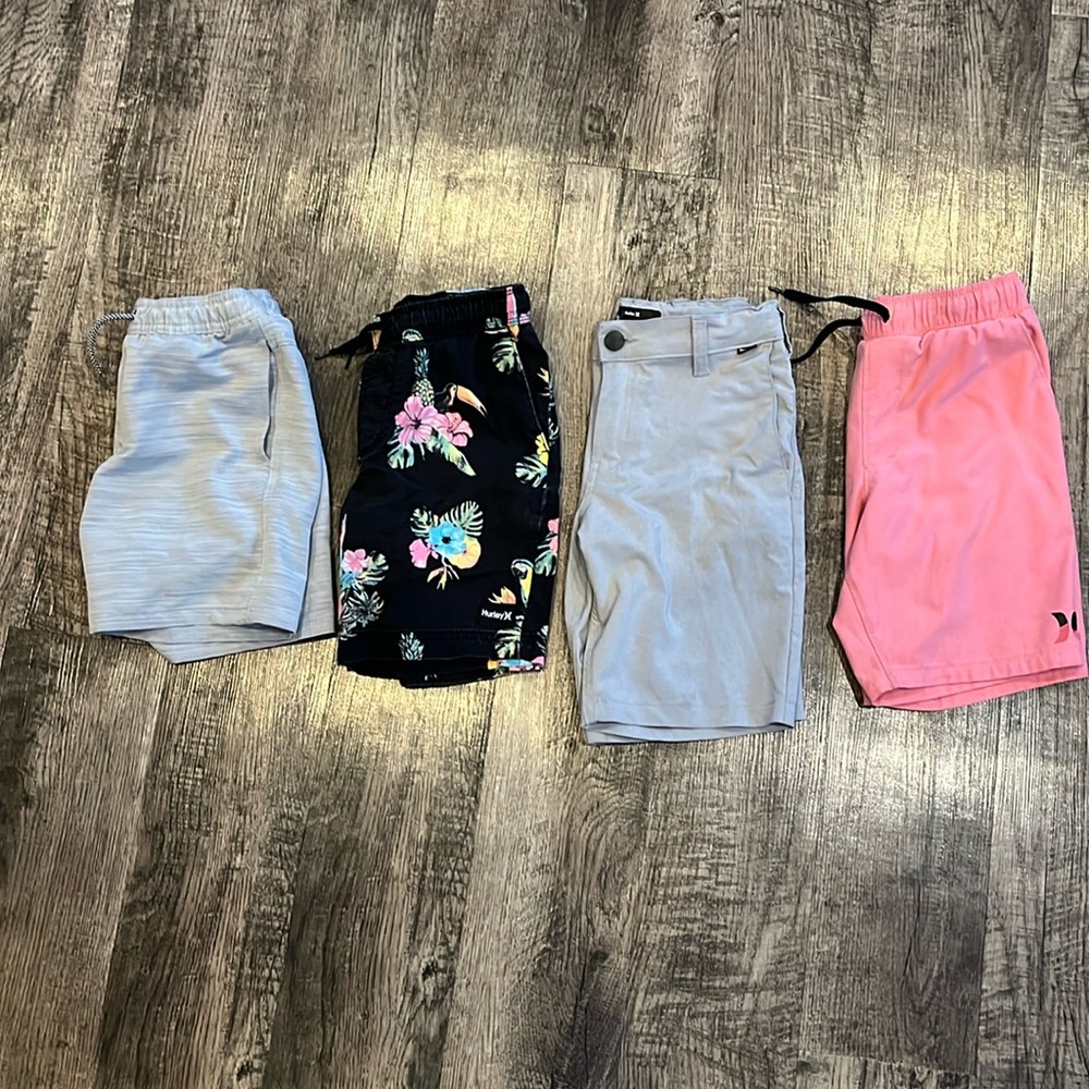 Boys size small shorts bundle! Hurley and Departwest from buckle.